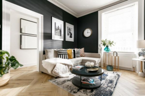 The LUXE Experience - Premium Spacious Central Plymouth House - Sleeps 8 - Habita Property
